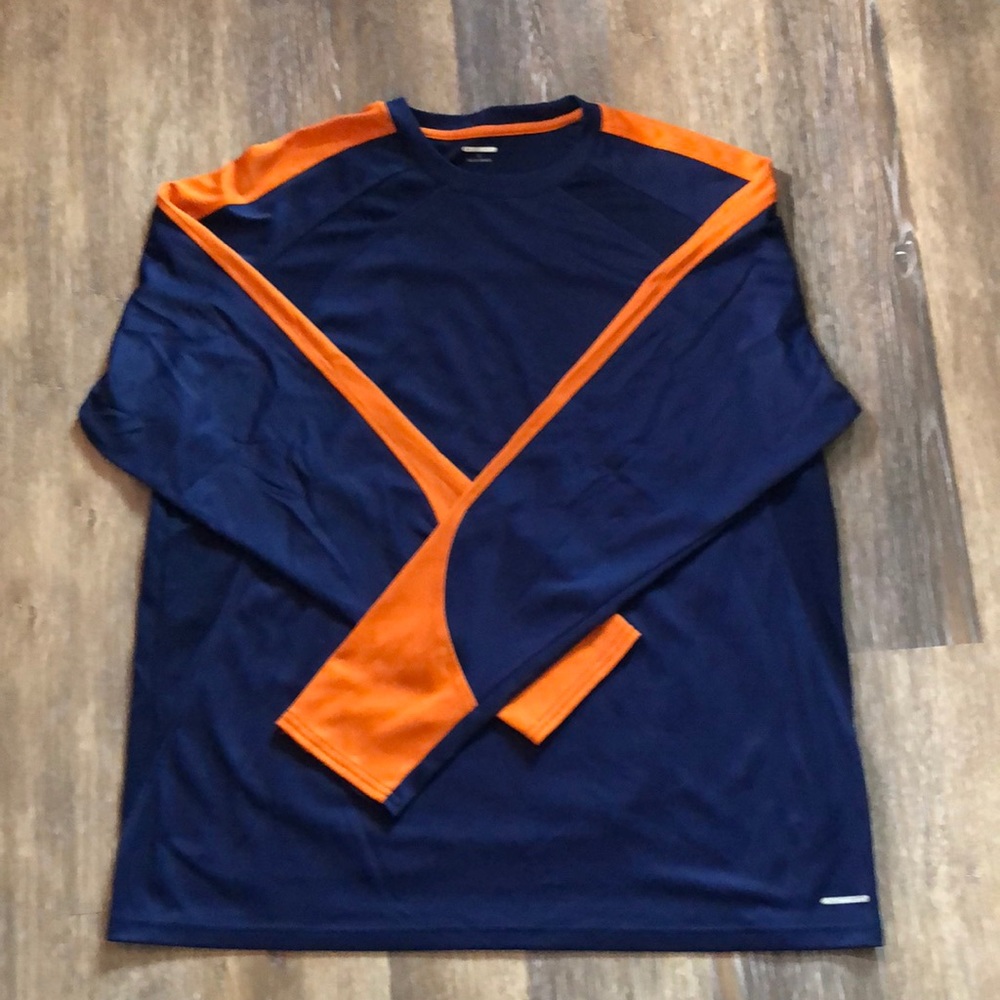 🐻 Fitness Gear Men’s XL long sleeve shirt